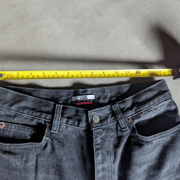 Zara x Charlotte Gainsbourg Collection Cigarette Jeans - Picture 7 of 16